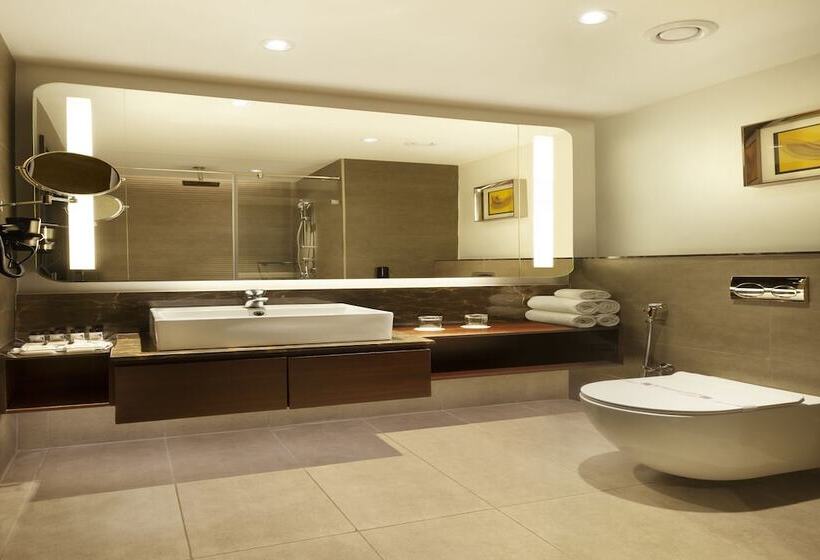 클럽 룸, Cenneys Gateway