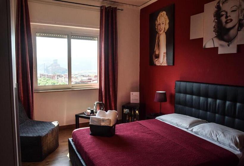 اتاق استاندارد, Kennedy