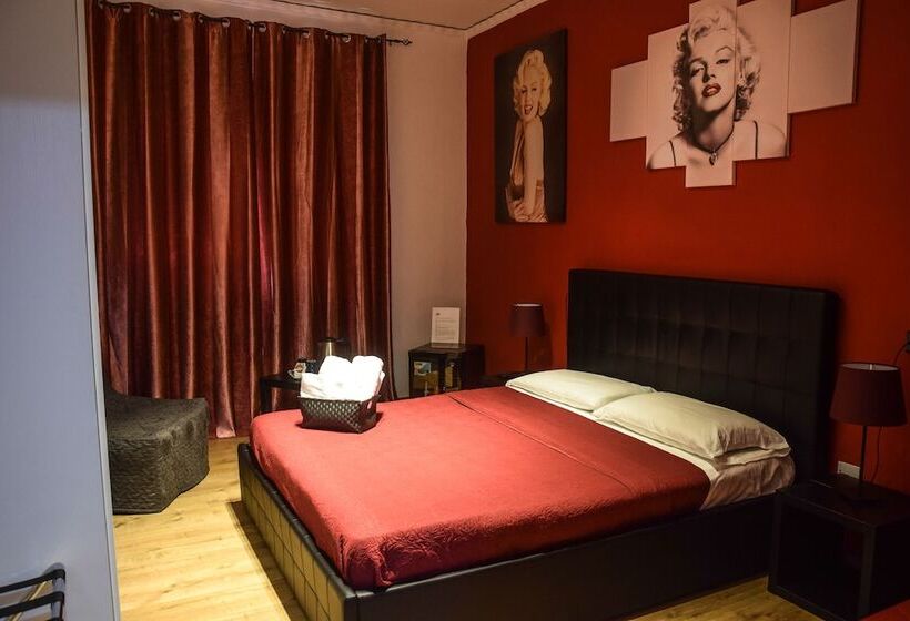 اتاق استاندارد, Kennedy