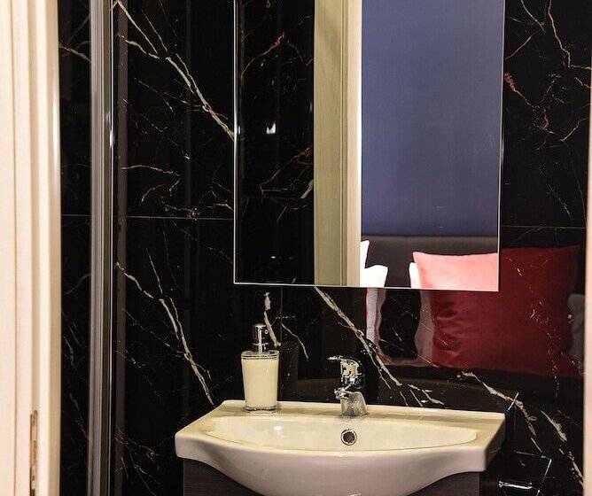 اتاق استاندارد, Kennedy