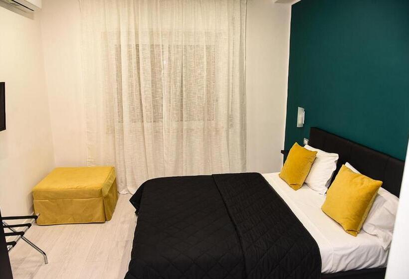 اتاق استاندارد, Kennedy