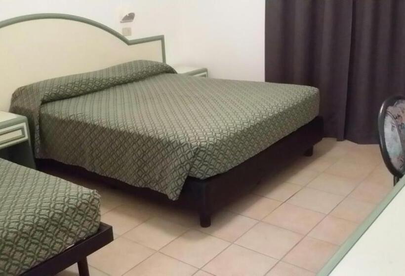 四人标准间, Matteo