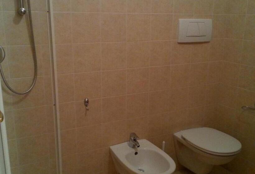 غرفة قياسية فردية, Casa Per Ferie Sacro Cuore