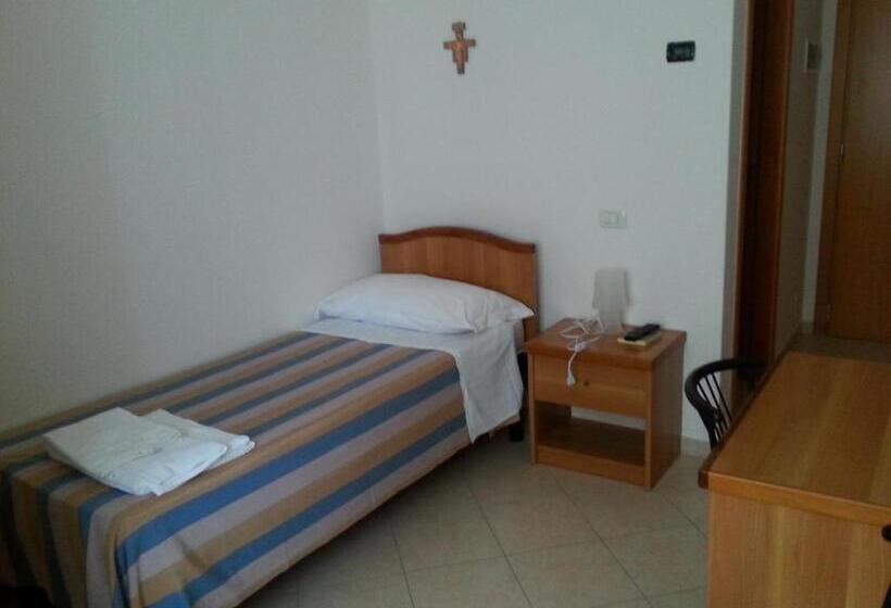 Номер Стандарт Индивидуальный, Casa Per Ferie Sacro Cuore