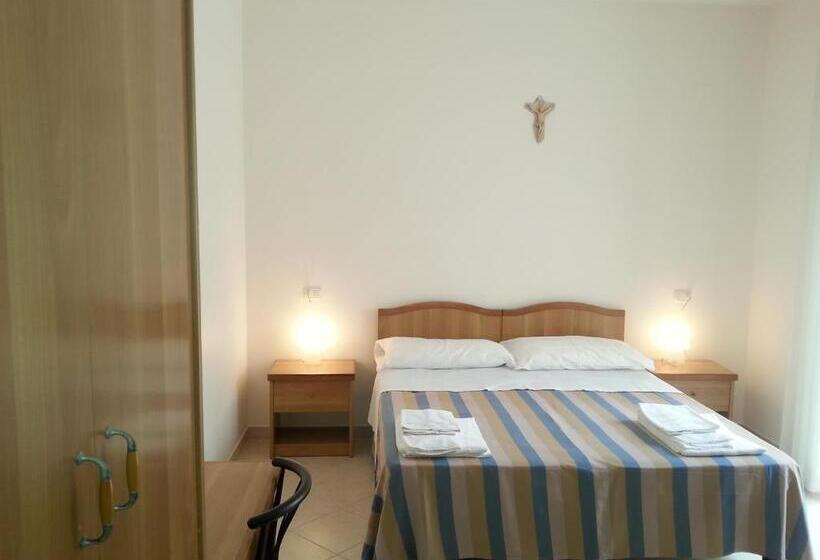 غرفة قياسية, Casa Per Ferie Sacro Cuore