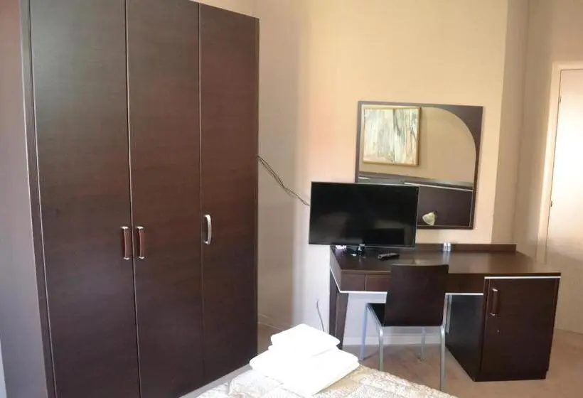 اتاق استاندارد چهار تخته, B&b Bed& Fly   Mamma Mia