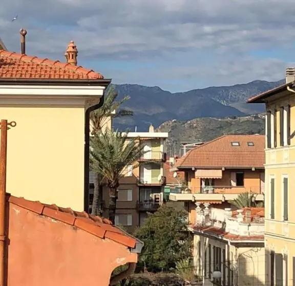 Perhehuone, B&b Borgo Marina