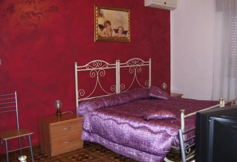 اتاق استاندارد سه نفره, B&b Da Pietro