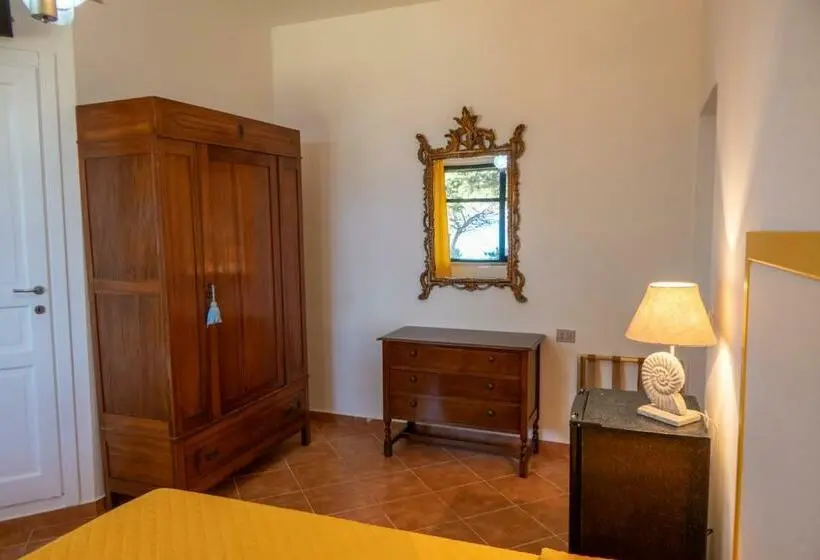 スタンダード4人部屋, B&b Giglio Di Mare