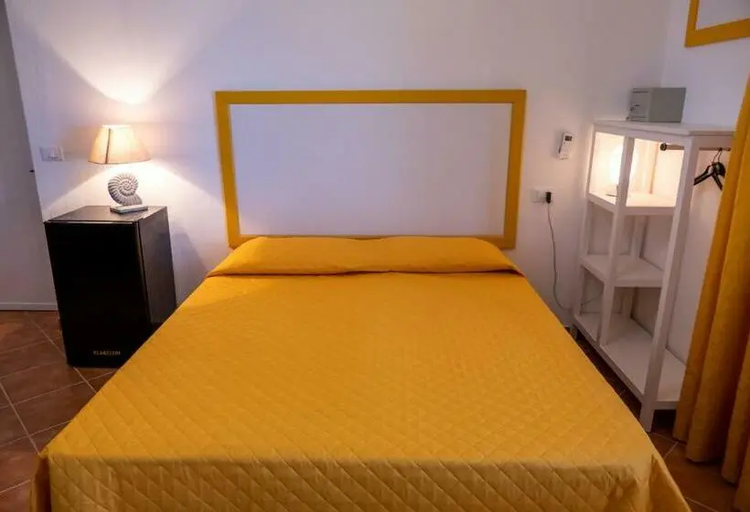 スタンダード4人部屋, B&b Giglio Di Mare