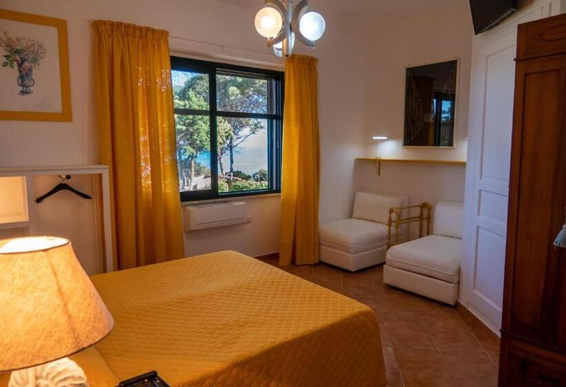 Четырехместный Номер Стандарт, B&b Giglio Di Mare