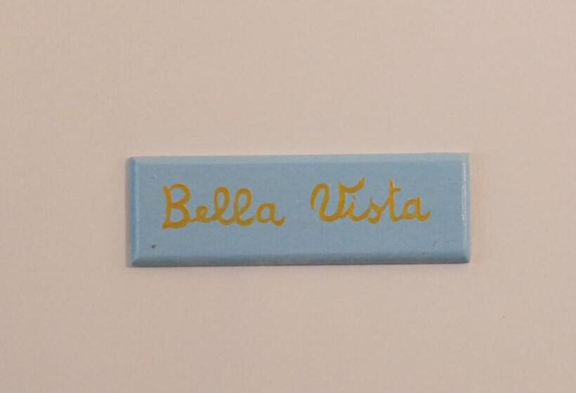 חדר סטנדרט לארבעה, B&b Giglio Di Mare