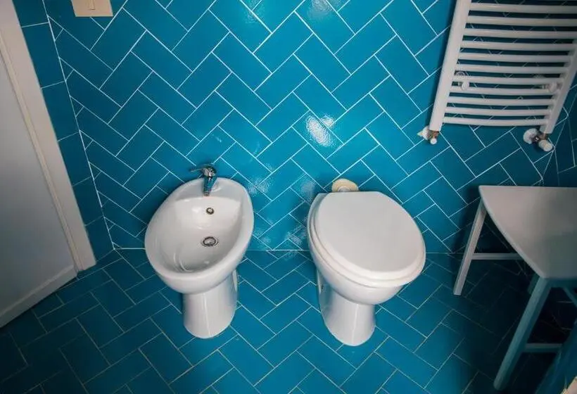 キングサイズベッドのスタンダードルーム, B&b Giglio Di Mare