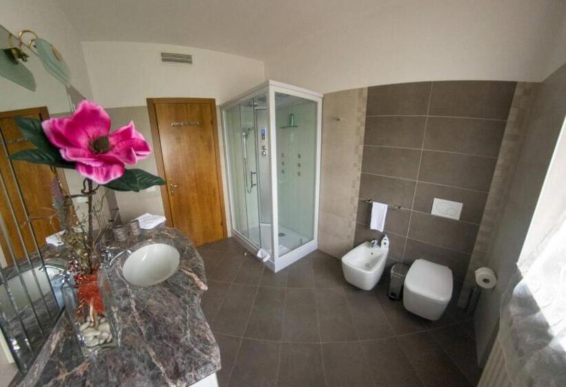 חדר סטנדרט לארבעה, B&b Il Tramonto