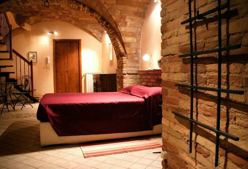 غرفة قياسية ثلاثية, B&b Ottocento