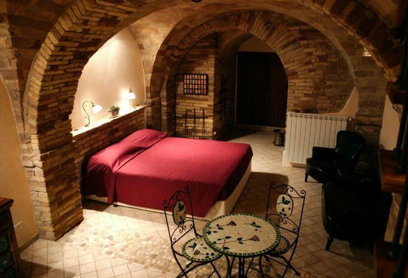 غرفة قياسية ثلاثية, B&b Ottocento