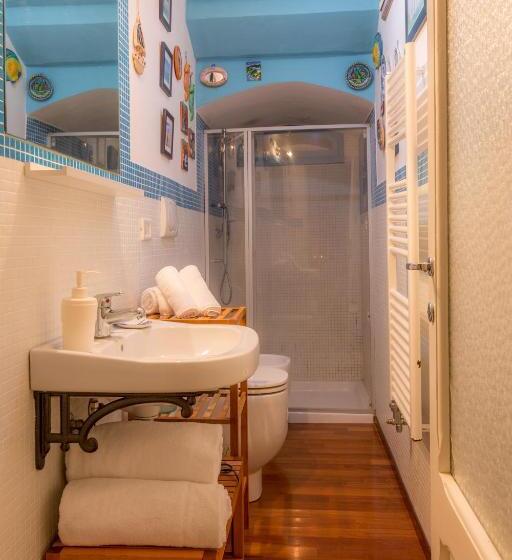 سوییت, B&b Villa I 2 Leoni