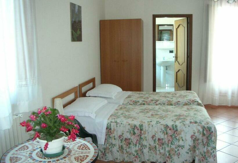 غرفة قياسية, B&b Villa Refe