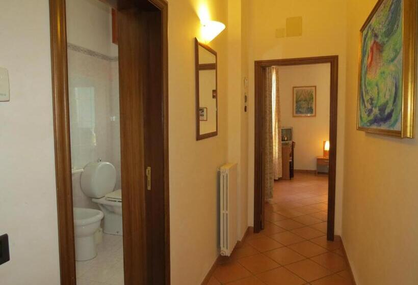 اتاق استاندارد چهار تخته, B&b Villa Refe