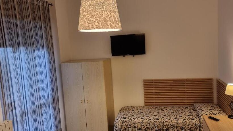 标准工作室, B&b Villa Refe