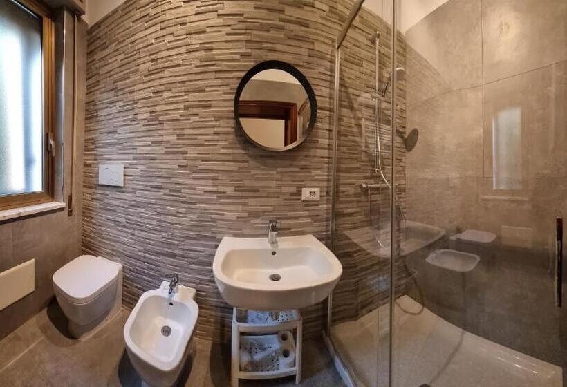 标准工作室, B&b Villa Refe