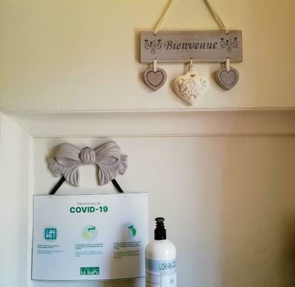 חדר סטנדרט עם מרפסת, Bed&breakfast La Siepe