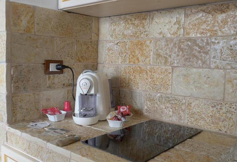 四人标准间, Dependance Ludovica