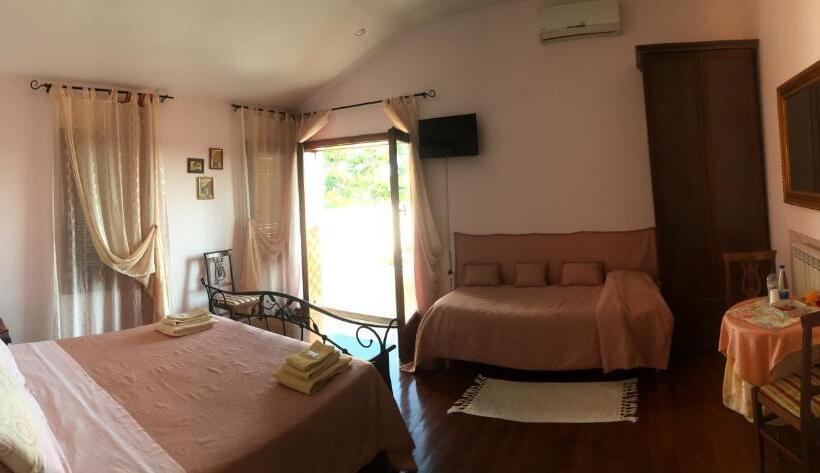 テラス付きスタンダードルーム, Guest House Villa Di Judighes