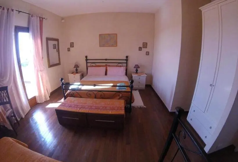 ファミリールーム, Guest House Villa Di Judighes