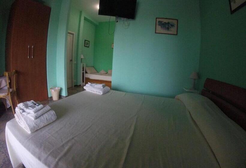 Номер Стандарт Вид на Сад, Guest House Villa Di Judighes