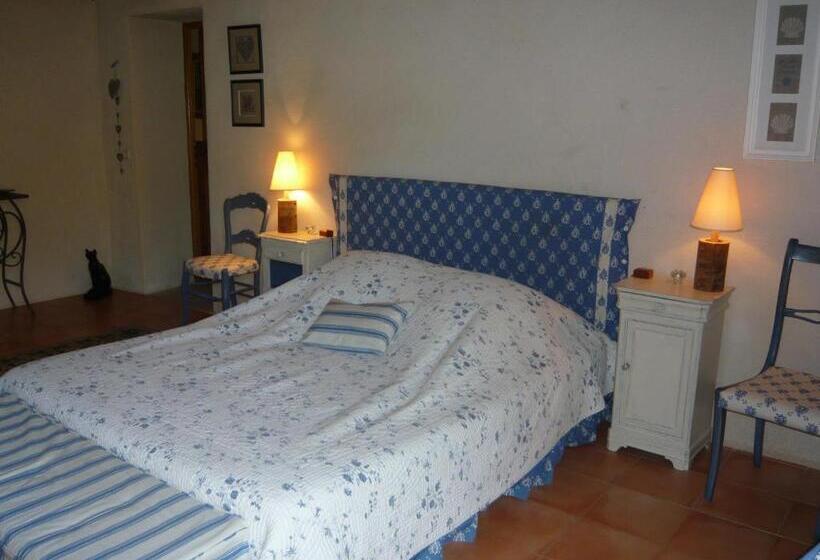 חדר סטנדרט עם טרסה, Le Mas Saint Jacques