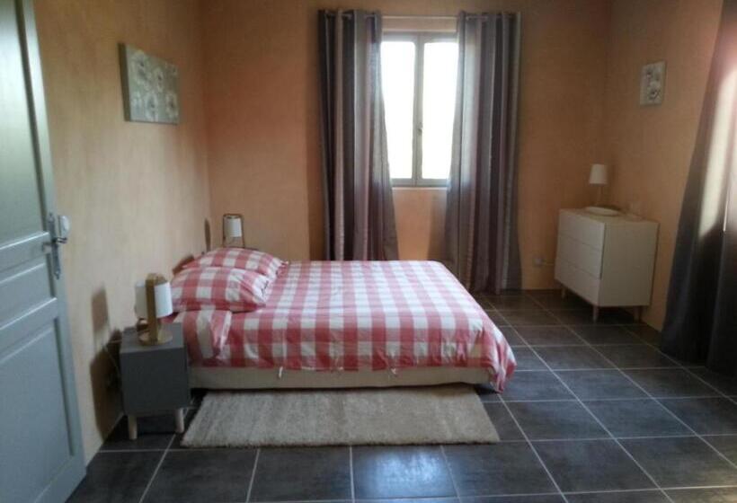 חדר סופריור נוף לגינה, Le Mas Saint Jacques