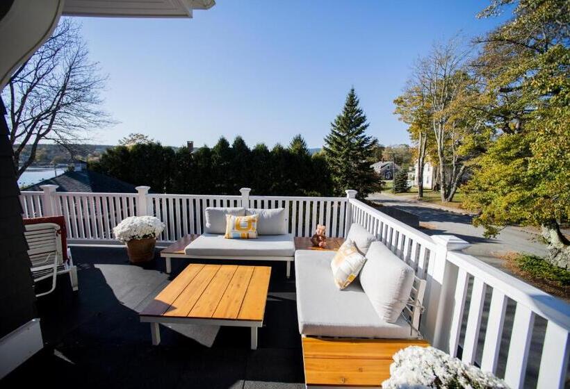 جناح سرير كينج, Lindenwood Inn