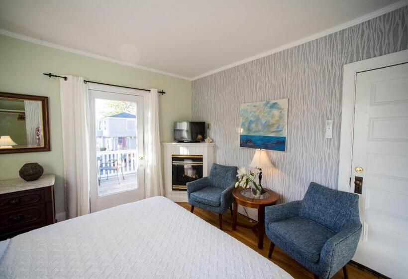 غرفة قياسية, Lindenwood Inn