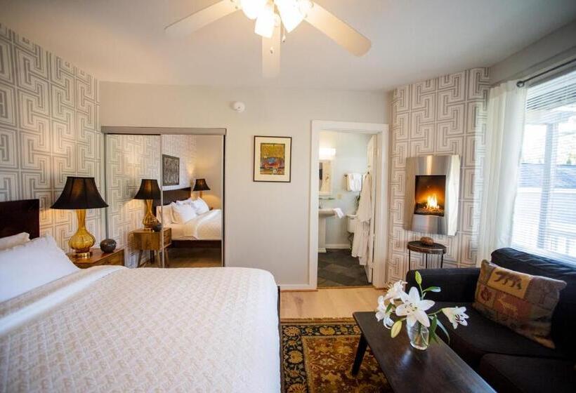 غرفة قياسية سرير كينج, Lindenwood Inn