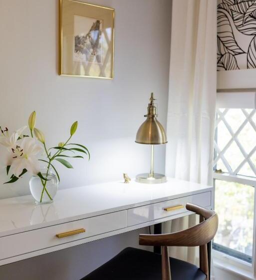 غرفة قياسية, Lindenwood Inn