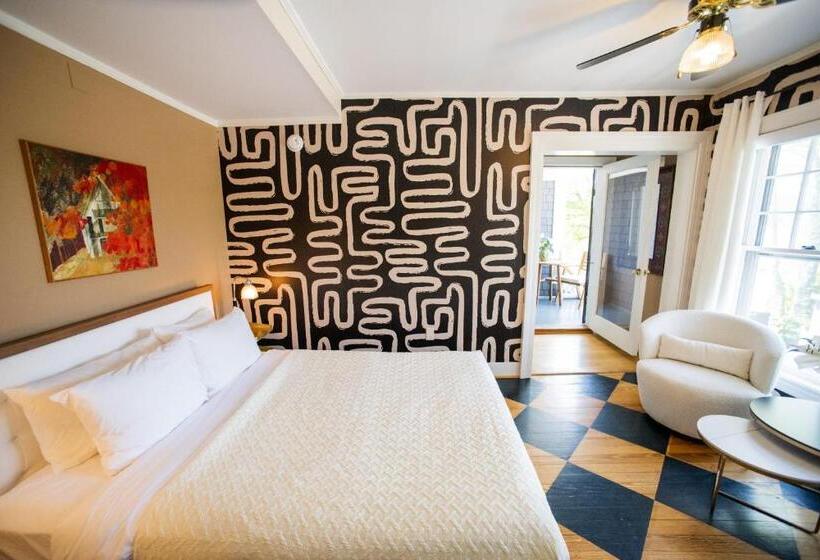 Номер Стандарт Вид на Море, Lindenwood Inn