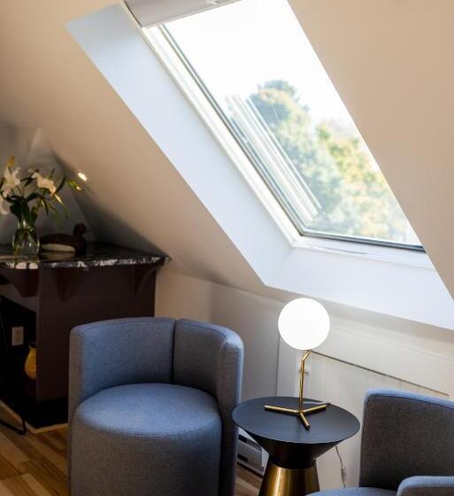 جناح ديلوكس مطل على البحر, Lindenwood Inn