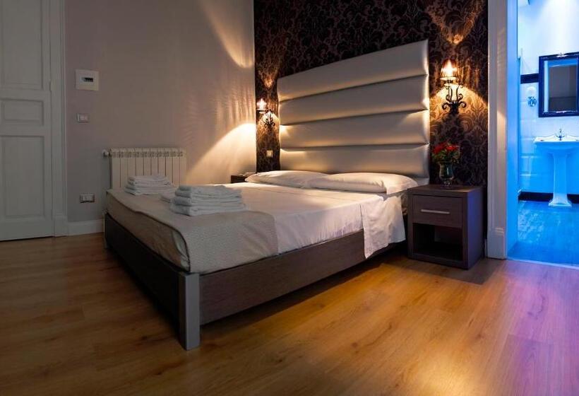 غرفة قياسية, Opera Relais