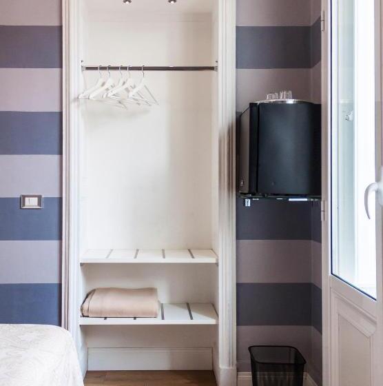 غرفة إقتصادية, Opera Relais