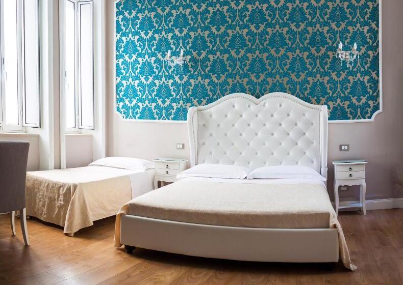 غرفة قياسية ثلاثية, Opera Relais