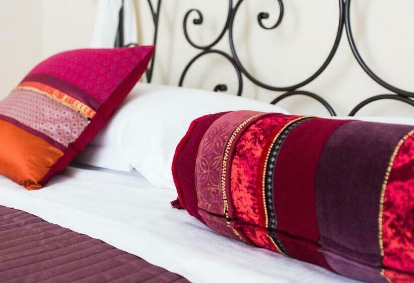 חדר סטנדרט, 1920 Maison Et Musique