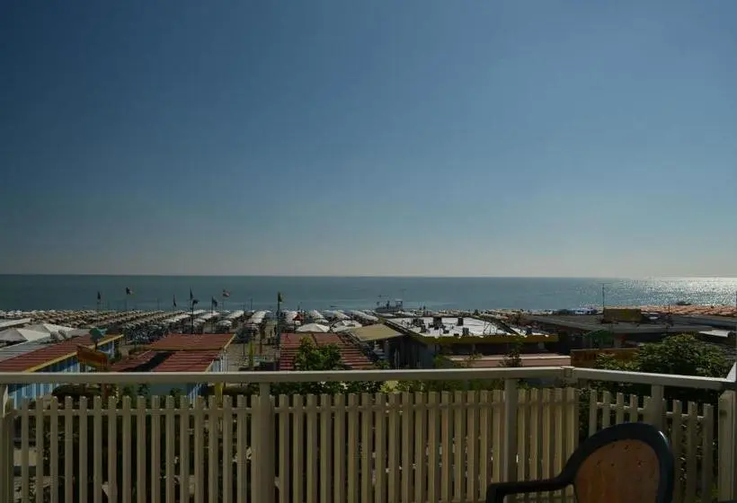Triple Room Sea View, Aba