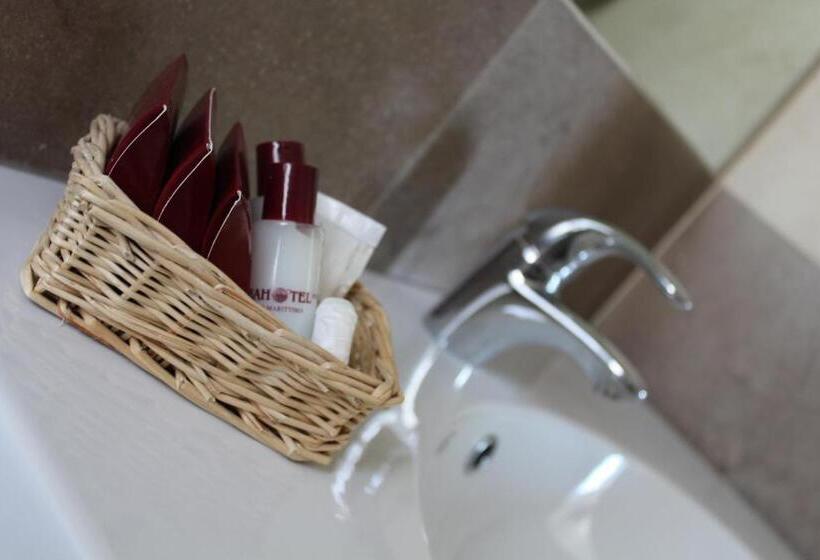 Camera Standard Vista Mare Laterale, Aba