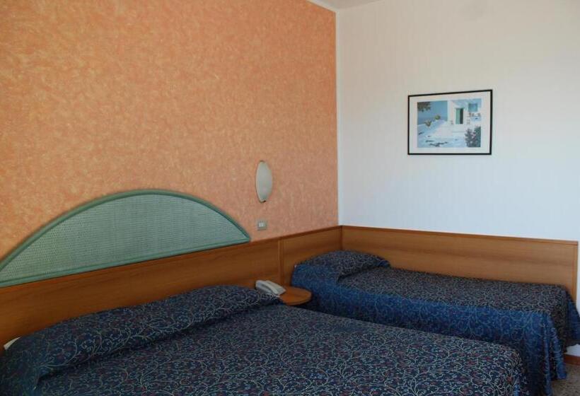 Camera Familiare Vista Mare, Aba