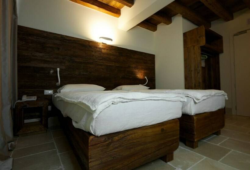 غرفة قياسية, Antica Abbazia