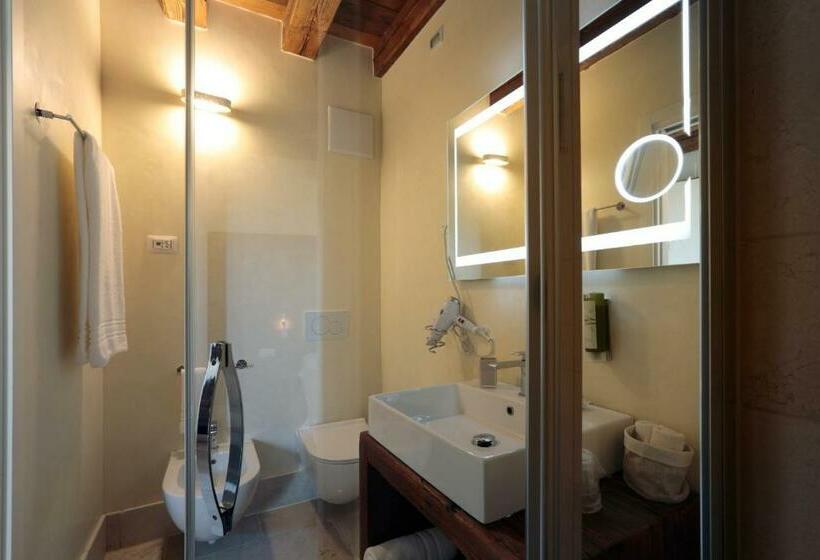 غرفة قياسية, Antica Abbazia