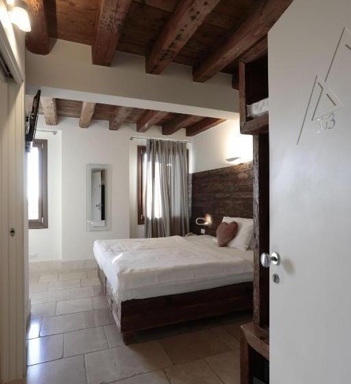 غرفة قياسية, Antica Abbazia