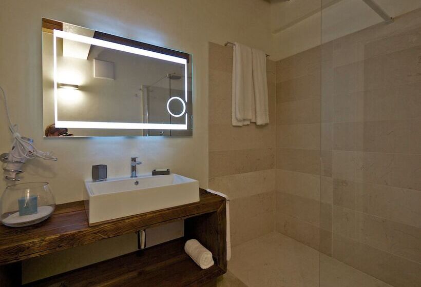 غرفة قياسية, Antica Abbazia