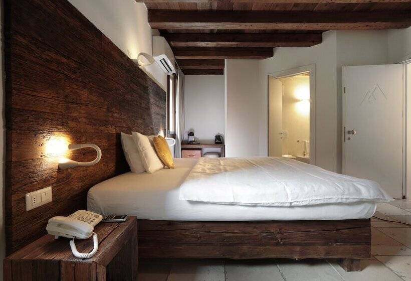 غرفة قياسية, Antica Abbazia